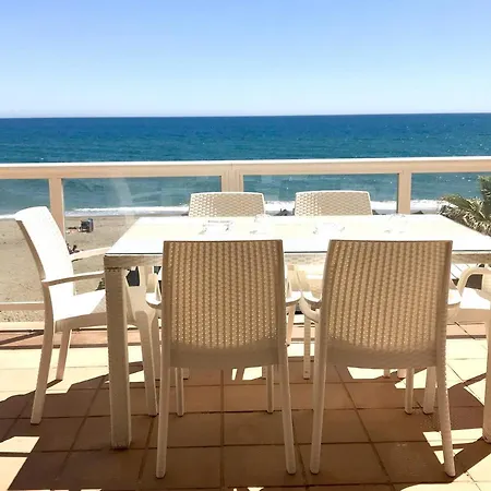 Apartamento Beachfront In Mijas Costa *